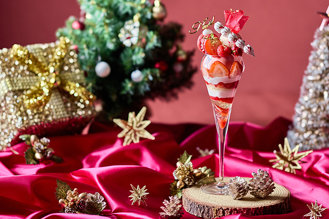 期間限定先行販売【贅沢いちご尽くし】大人のご褒美クリスマスパフェ～Strawberry Shortcake～　イメージ画像
