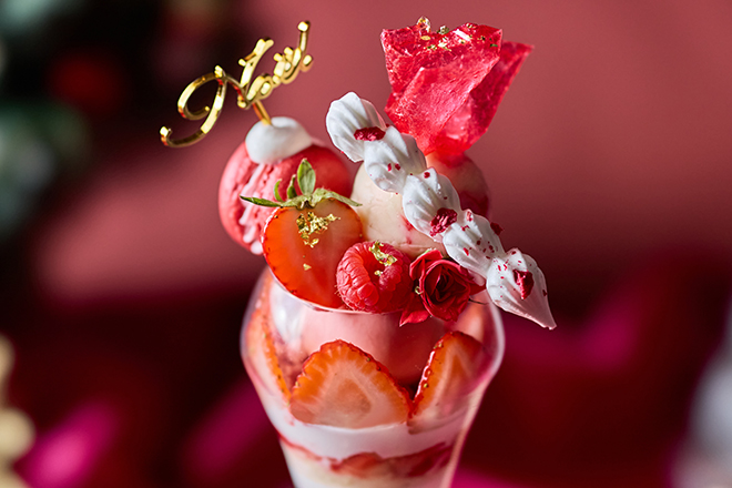 期間限定先行販売【贅沢いちご尽くし】大人のご褒美クリスマスパフェ～Strawberry Shortcake～　イメージ画像