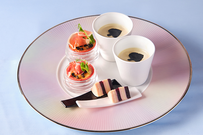 【ホテル開業10周年記念】アリスのストロベリーアフタヌーンティー　イメージ画像