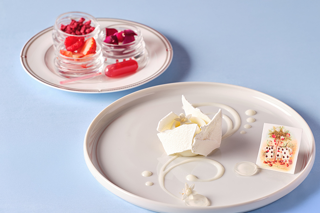 【ホテル開業10周年記念】アリスのストロベリーアフタヌーンティー　イメージ画像