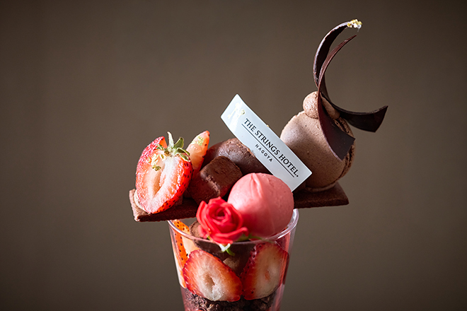 【ホテル開業10周年記念】大人のご褒美パフェ～Strawberry＆Chocolate～　イメージ画像