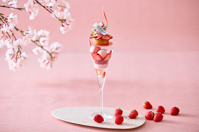 【ホテル開業10周年記念】大人のご褒美パフェ～Strawberry Blossom～　イメージ画像