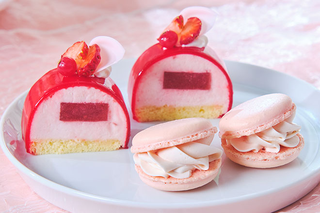 【ホテル開業10周年記念】桜色のストロベリーアフタヌーンティー　イメージ画像