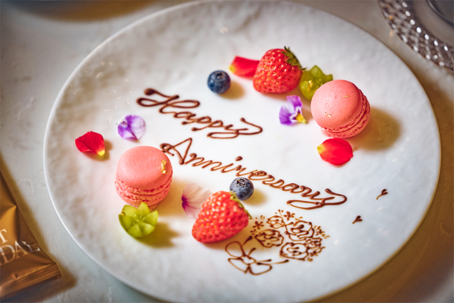 【ホテル開業10周年記念】大人のご褒美パフェ～Strawberry Blossom～　イメージ画像