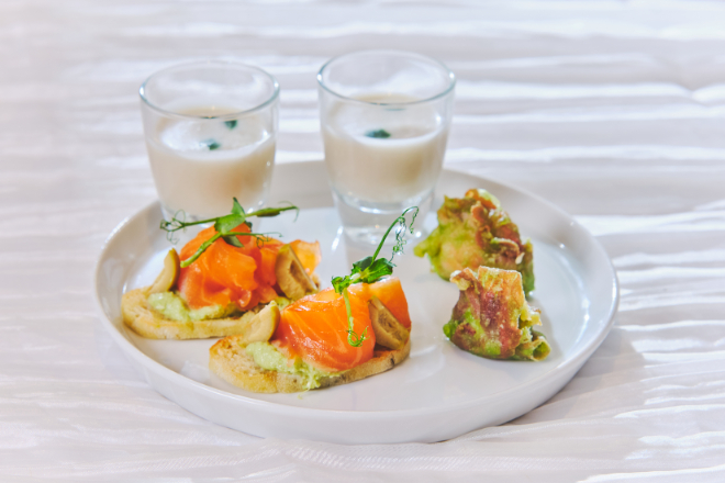 【ホテル開業10周年記念】初夏のいちごと抹茶のアフタヌーンティー　イメージ画像