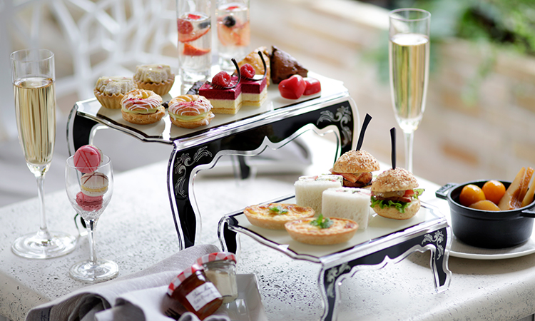 アフタヌーンティー by バー＆グリル ダンボ | ザ ストリングス 表参道