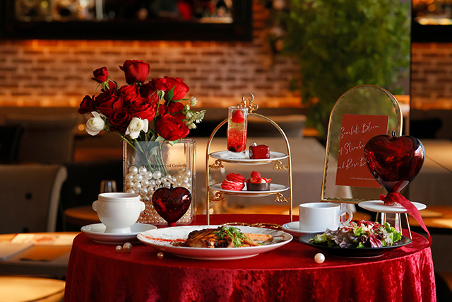 表参道　アフタヌーンティー　TAVERN