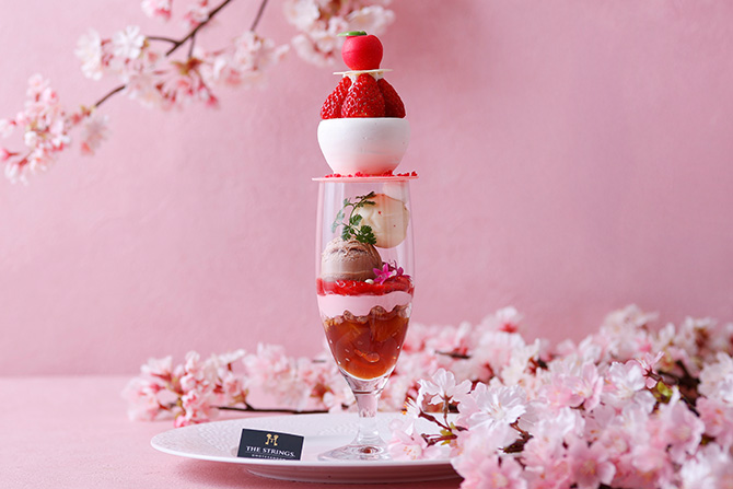 いちごとりんごのお花見パフェ|カフェ＆ダイニング ゼルコヴァ ザ ストリングス 表参道
